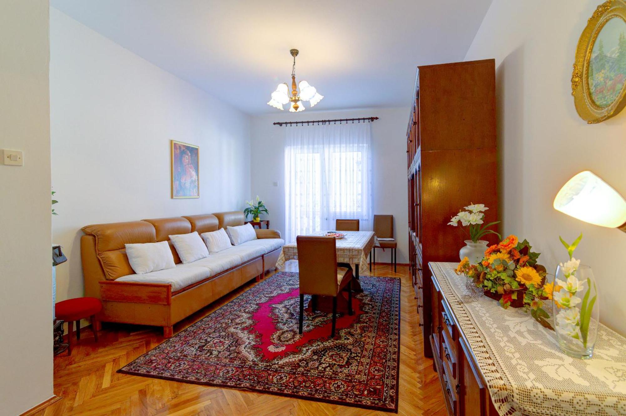 Apartman Erika Zengg Kültér fotó