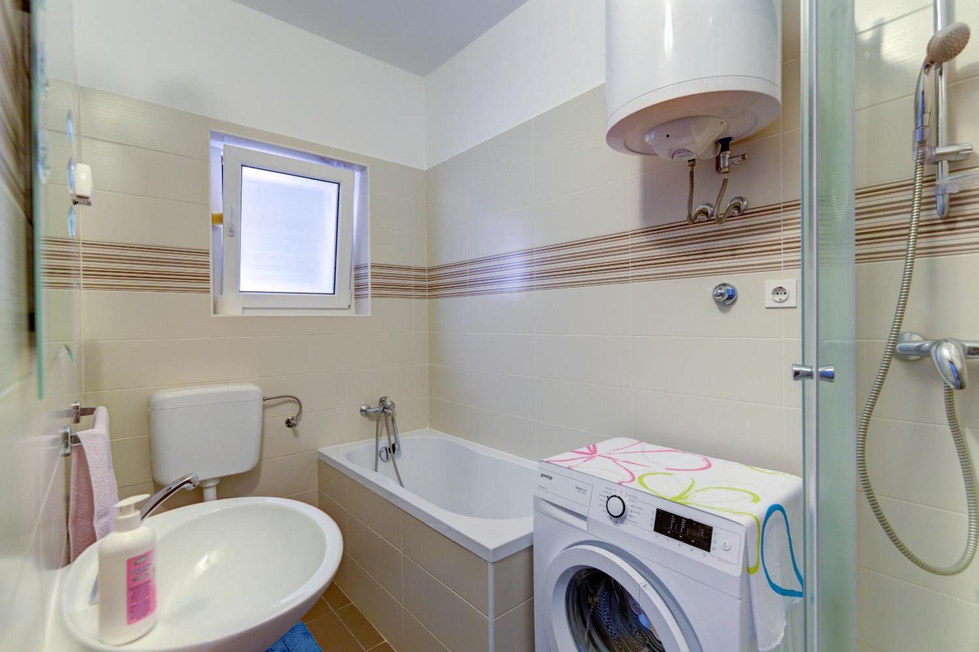 Apartman Erika Zengg Kültér fotó
