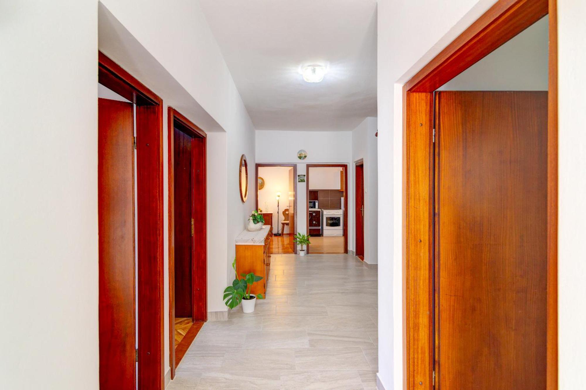 Apartman Erika Zengg Kültér fotó