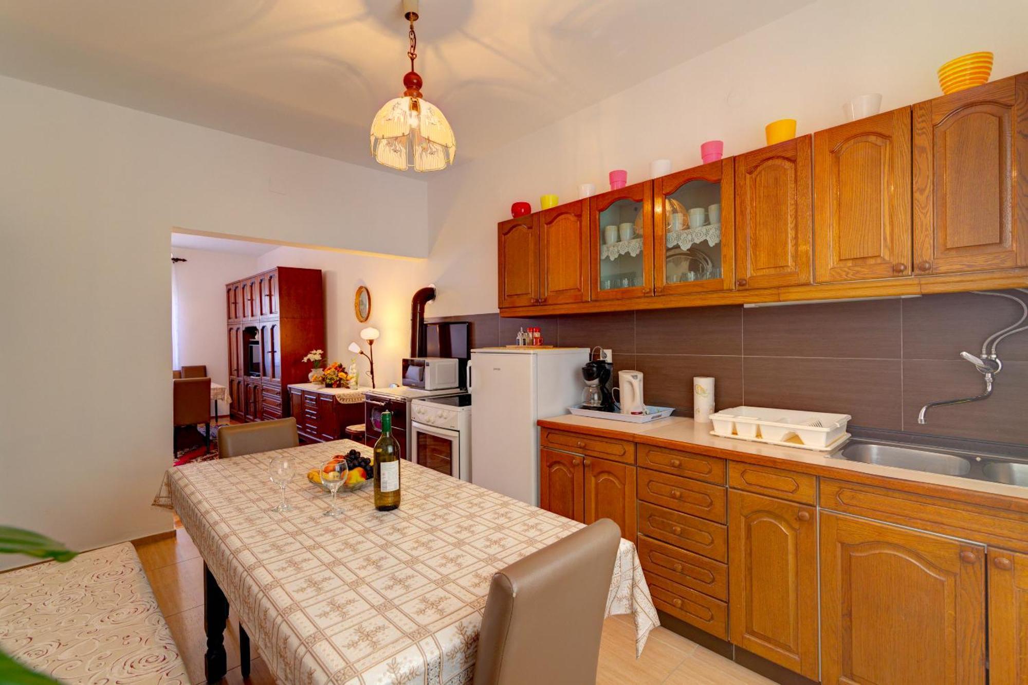 Apartman Erika Zengg Kültér fotó