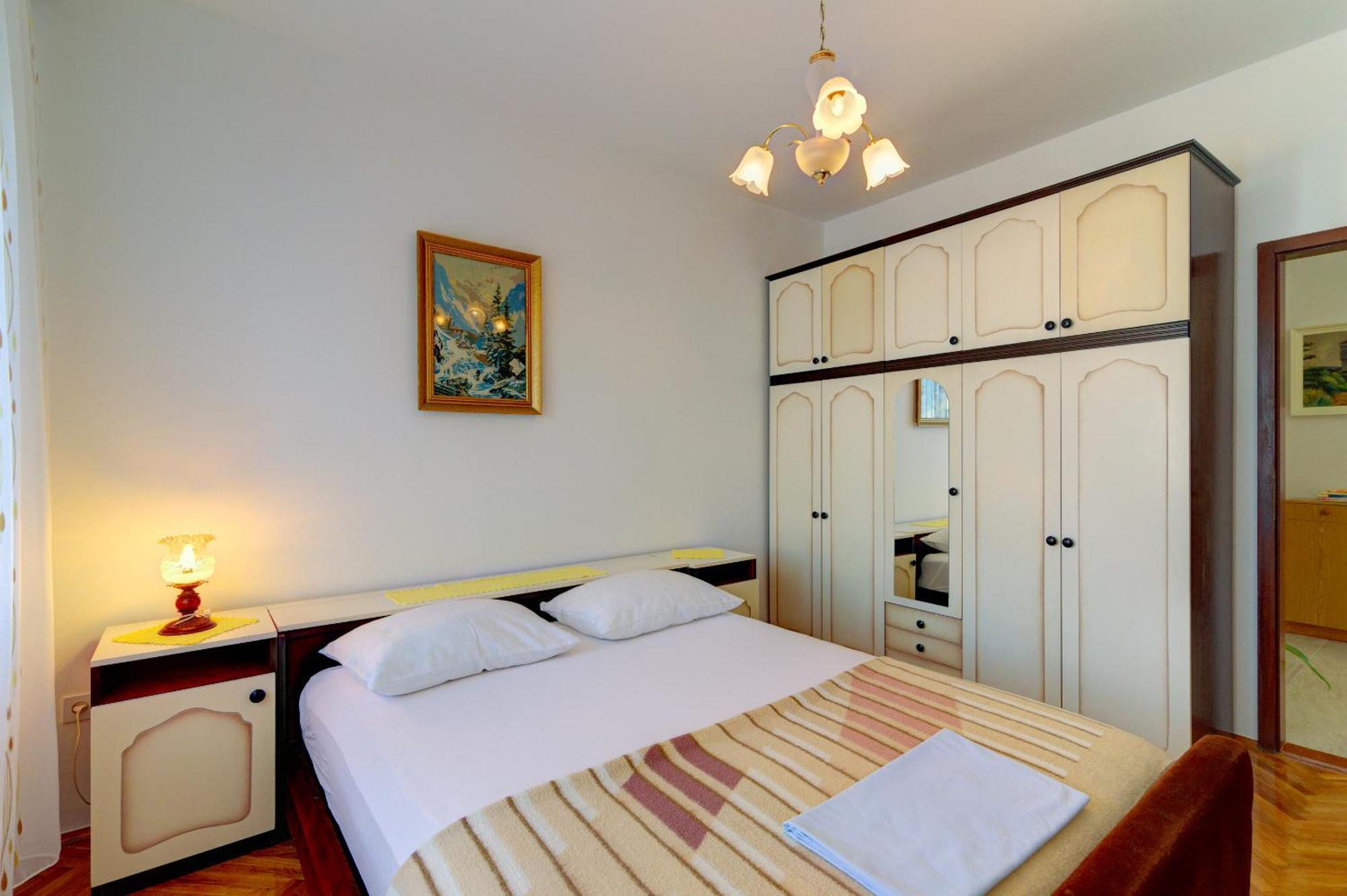 Apartman Erika Zengg Kültér fotó